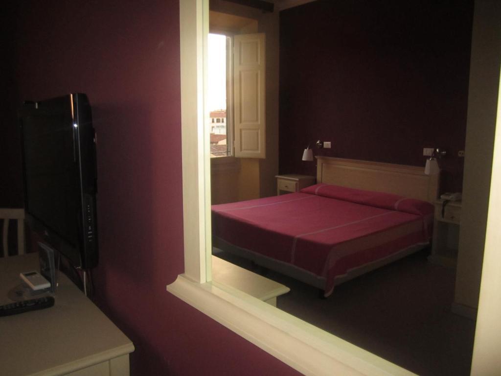 Hotel Genzianella Florence Bilik gambar