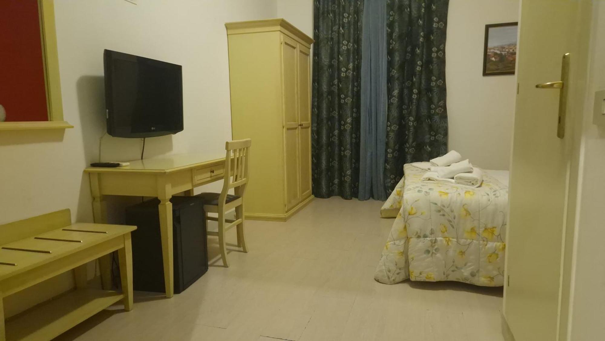 Hotel Genzianella Florence Luaran gambar