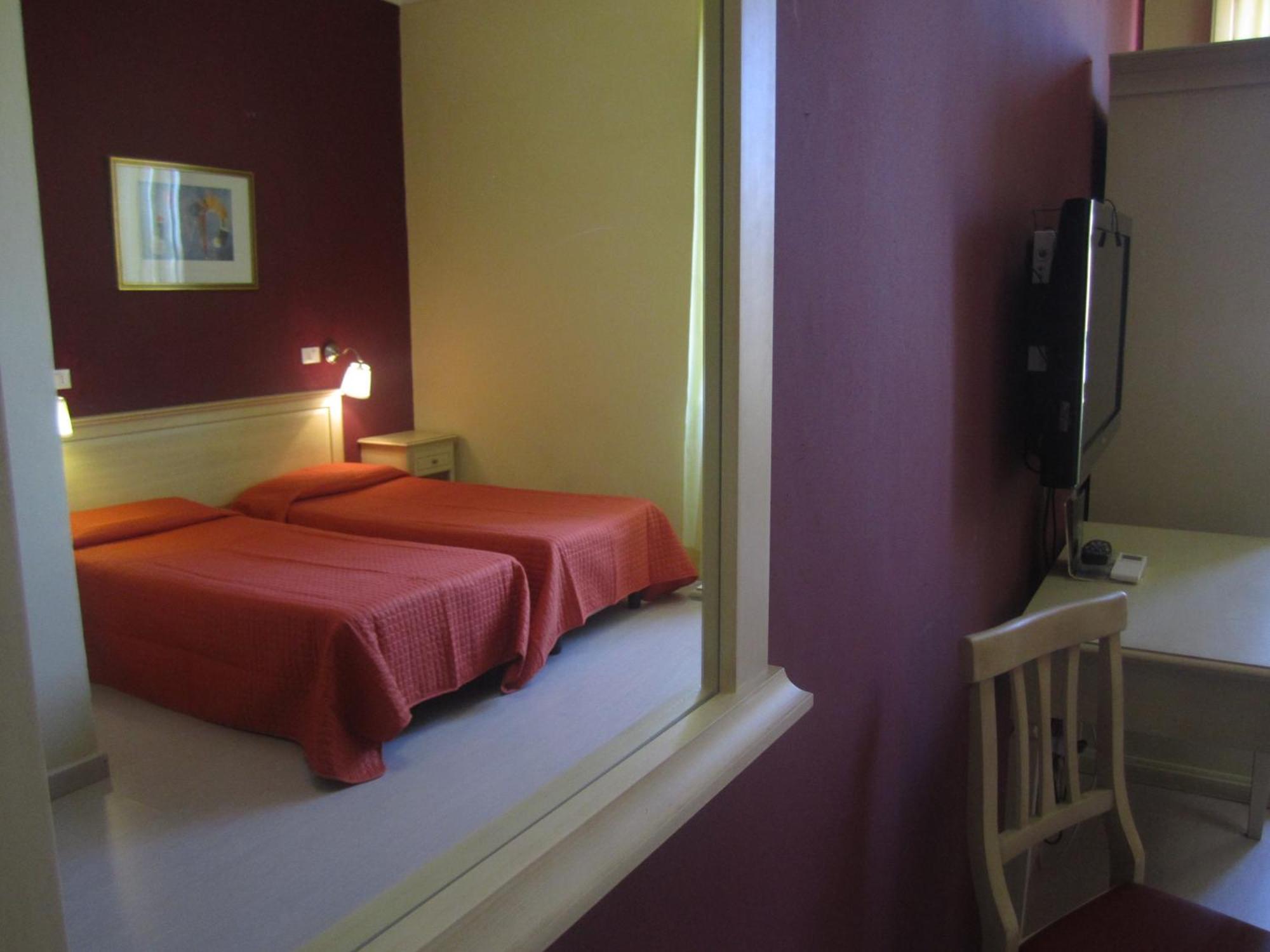 Hotel Genzianella Florence Luaran gambar